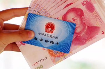 公立医院种植牙多少钱
